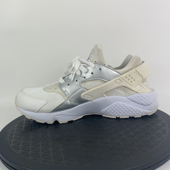 Nike Air Huarache White/Silver Athletic Running Shoes 318429-108 Men's Size 8.5 - Picture 9 of 12